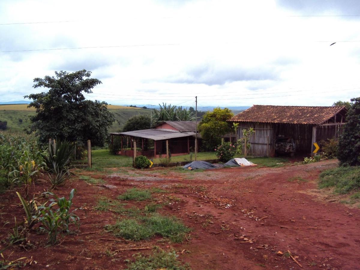Sitio Sao Benedito Сан-Роки-ди-Минас Экстерьер фото